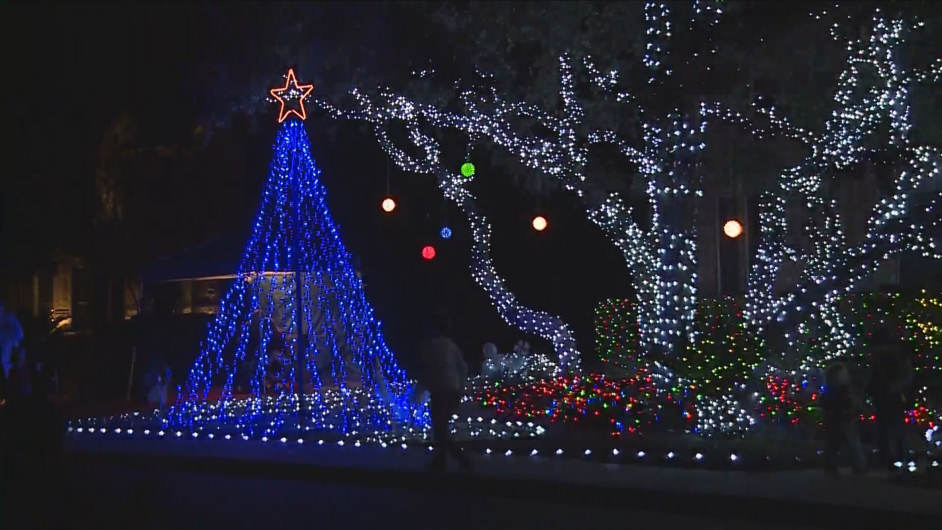 Temperature Biloxi Christmas 2022 Family Using Holidays To Raise Money For Make-A-Wish | Kvue.com