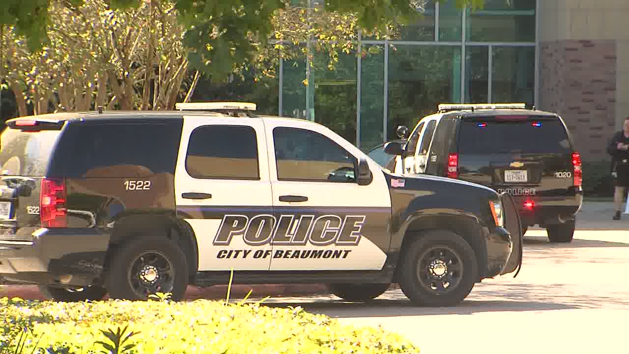 One injured when handgun accidentally discharges in clinic kvue