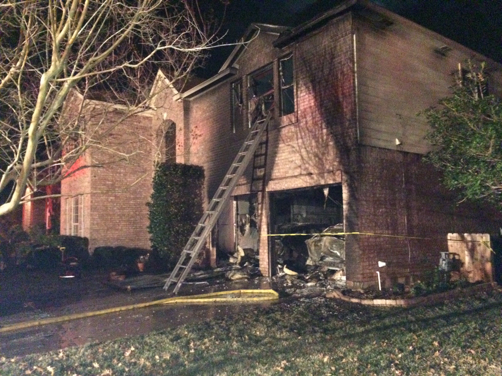 Fire crews respond to garage fire at S.W. Austin home | kvue.com