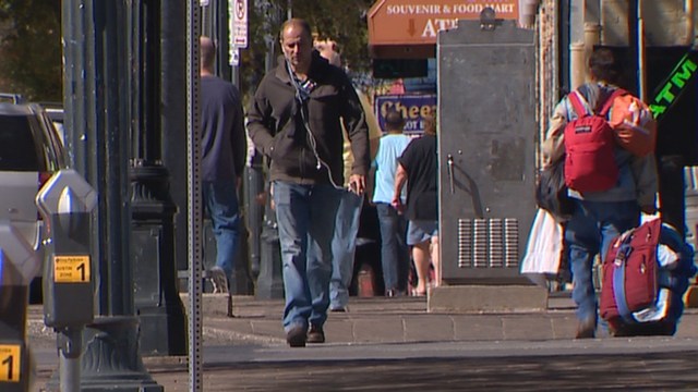Austin police: Stop walking by yourself downtown - KVUE.com