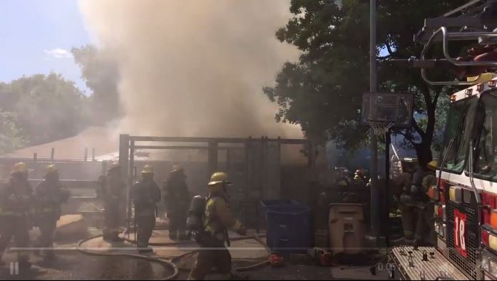 Crews working to put out East Austin fire | kvue.com