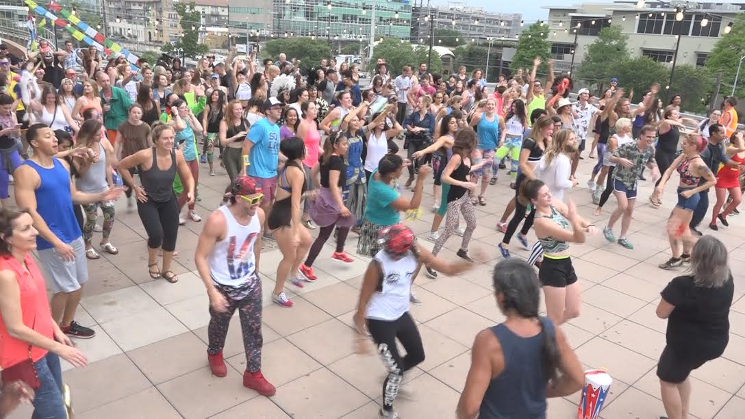 Early morning dance party lands in Austin - KVUE
