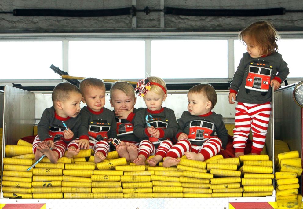 2022 Durant Firefighters Babys Christmas Card 6 Babies Born Within Months Re-Create Fire Station Christmas Card 1 Year  Later | Kvue.com