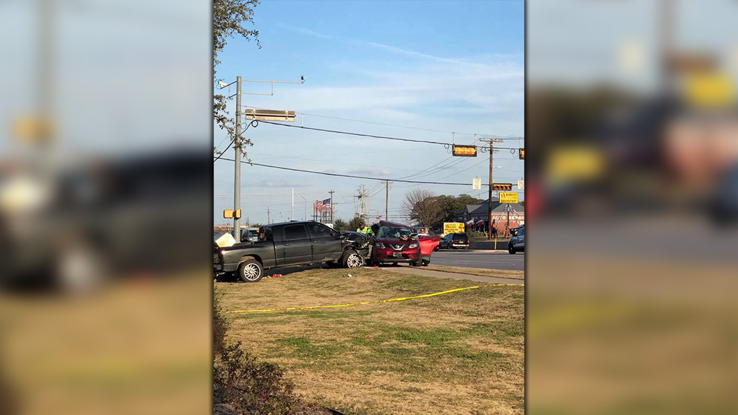 Police reconstruct scene of Cedar Park crash that killed two