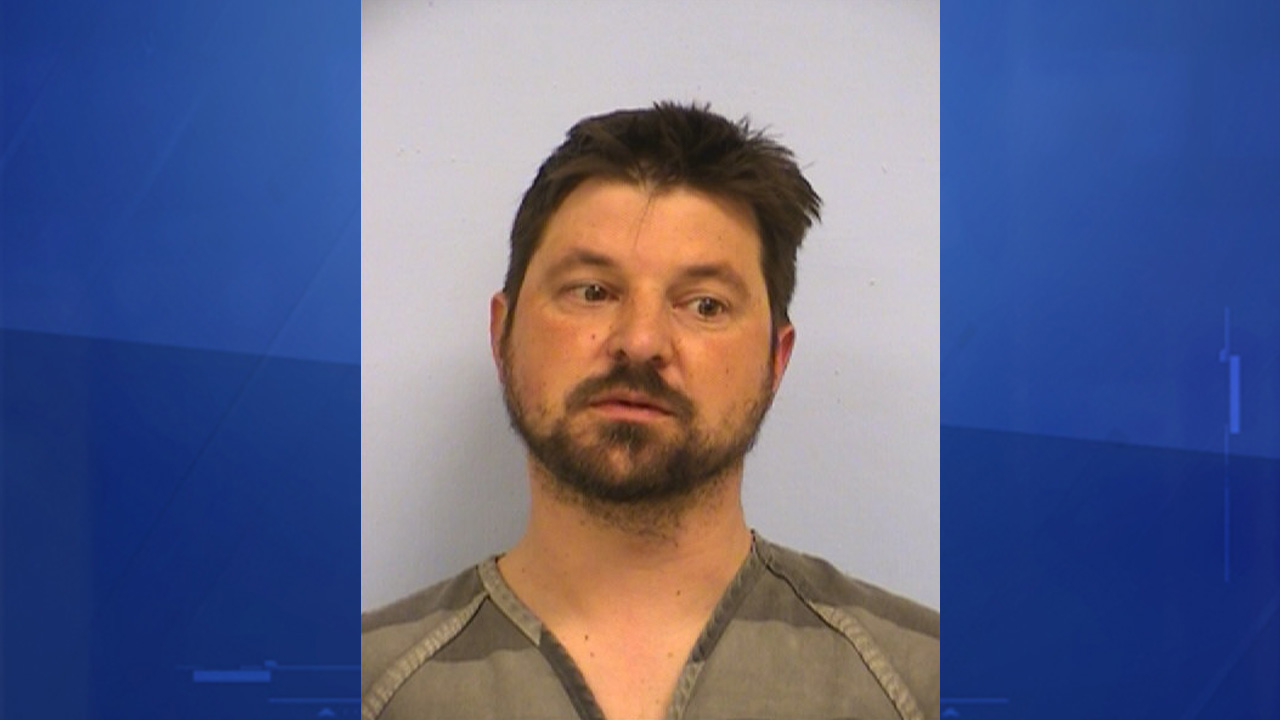 Man charged with DWI after crashing car with kids inside | kvue.com